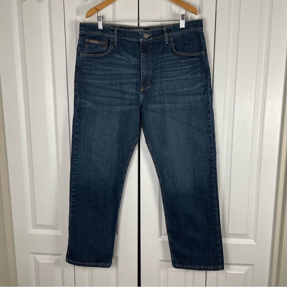 Wrangler Jeans Men’s 38x29 Blue Denim Advance Comfort Straight Stretch Casual - Picture 1 of 15